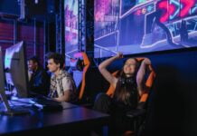 Undertale (2015) – Unikalna gra RPG z niezwykłym podejściem do walki i moralności.