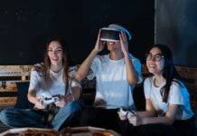 Warframe (2013) – Dynamiczna strzelanka kooperacyjna w futurystycznym świecie.