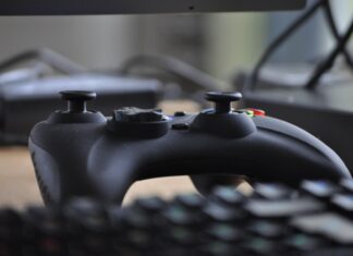 Cuphead (2017) – Trudna gra akcji inspirowana kreskówkami z lat 30.