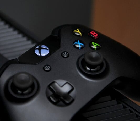 Wpływ soundtracku gier na emocje graczy.