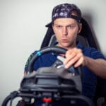 Zbuduj gamingowy ekosystem: sprzęt do simracingu i niezawodne akumulatory CR123A Zbuduj gamingowy ekosystem: sprzęt do simracingu i niezawodne akumulatory CR123A