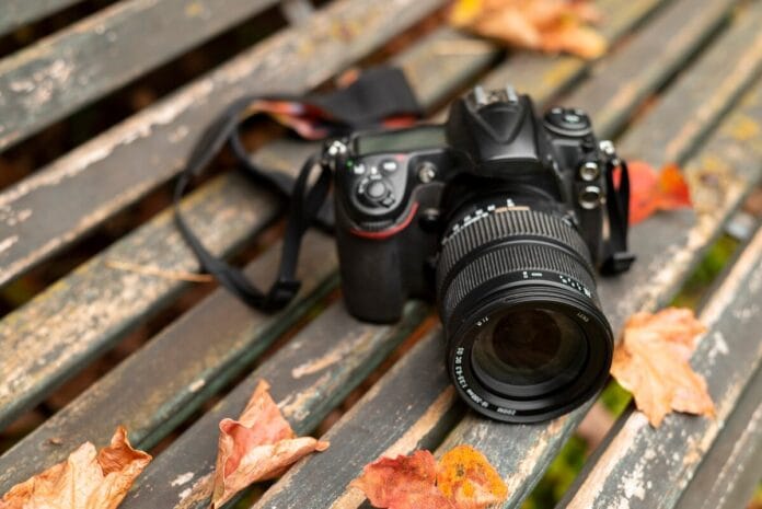 aparat-fotograficzny-jesien